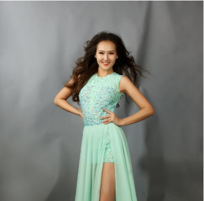 Монголынхоо нэрийг дэлхийд гаргасан Монгол охин